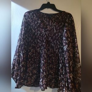 Silly shirt size small comes with camo to go underneath